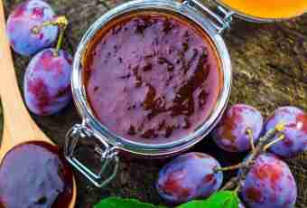 How to make plums compote