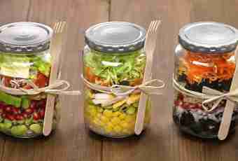 How to sterilize the jars with salads