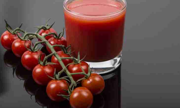 As in house conditions to make tomato juice