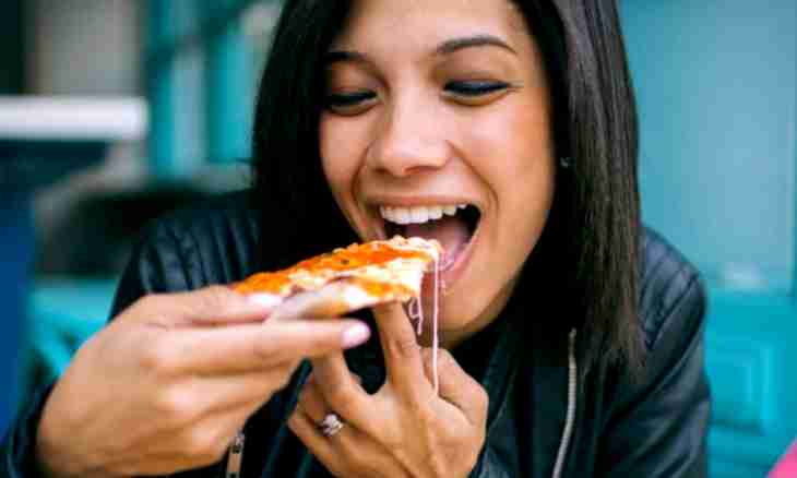 What will tell a way of eating of pizza about the person