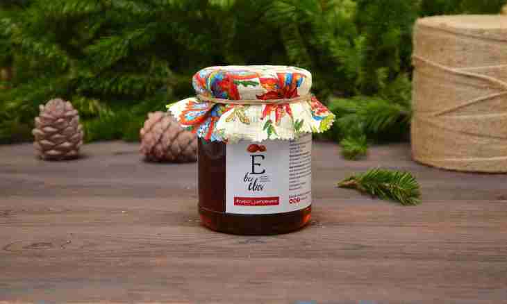 Jam from pine cones: advantage and harm