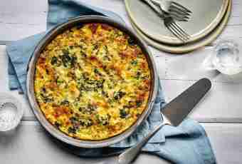 Egg casserole with ham and vegetables