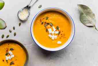 Carrot and creamy pineapples cream soup and curry