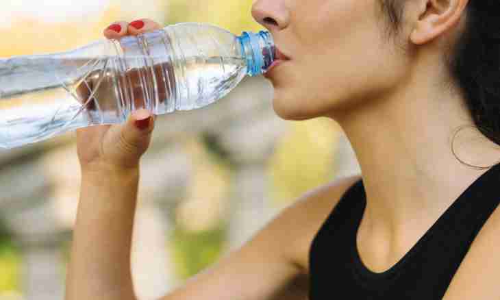How to accustom itself to drink more water?