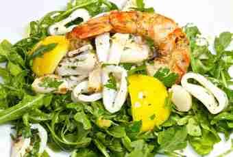 Dietary arugula and tiger shrimps salad