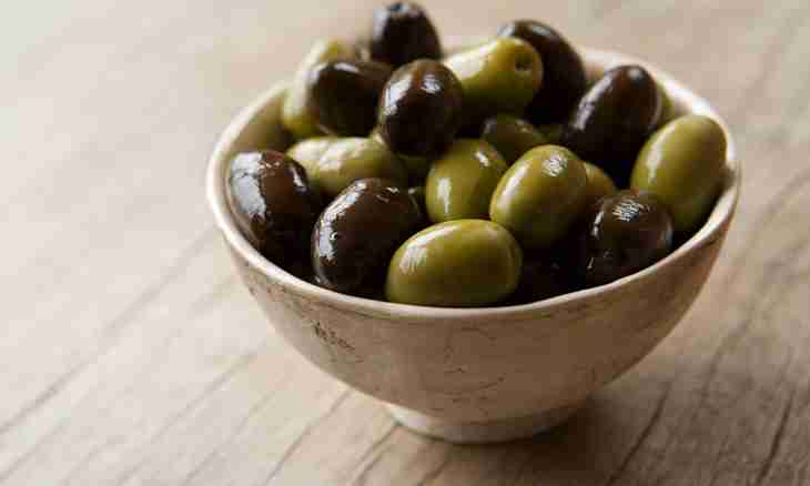 In what a difference between olives and olives