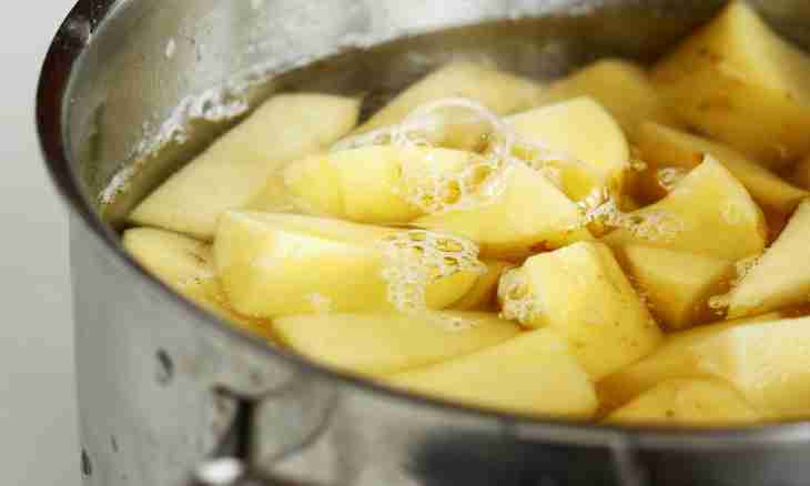 How to soak potatoes
