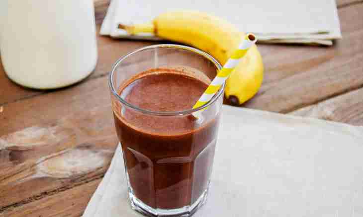 How to make smoothie from banana and cocoa