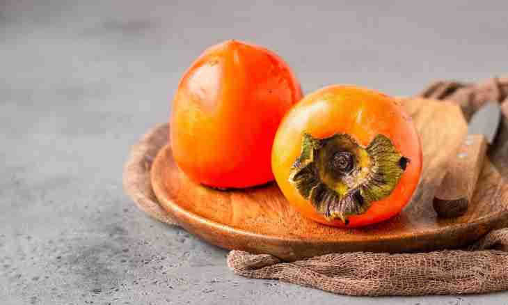 Than persimmon is useful to health and beauty