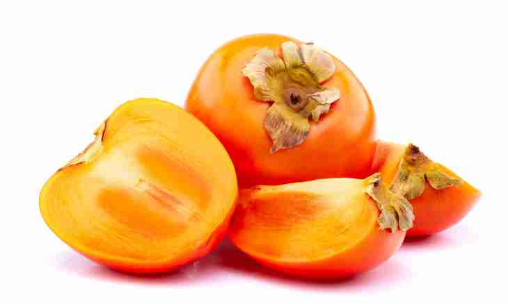 Persimmon is an allergenic product?