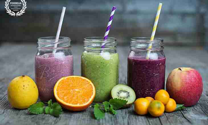 Selection of the most useful to smoothie for sweet teeth