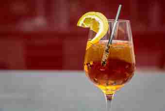 Cocktails with Amaretto: tasty and simply
