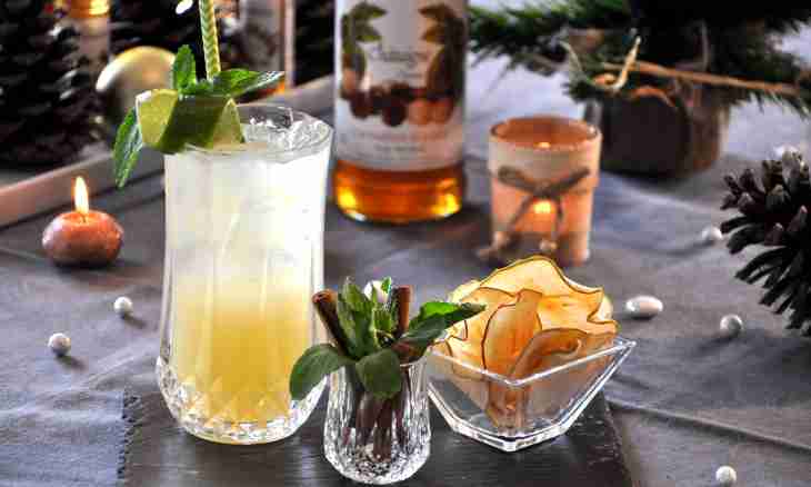 Recipes of tasty cocktails with Monin syrups