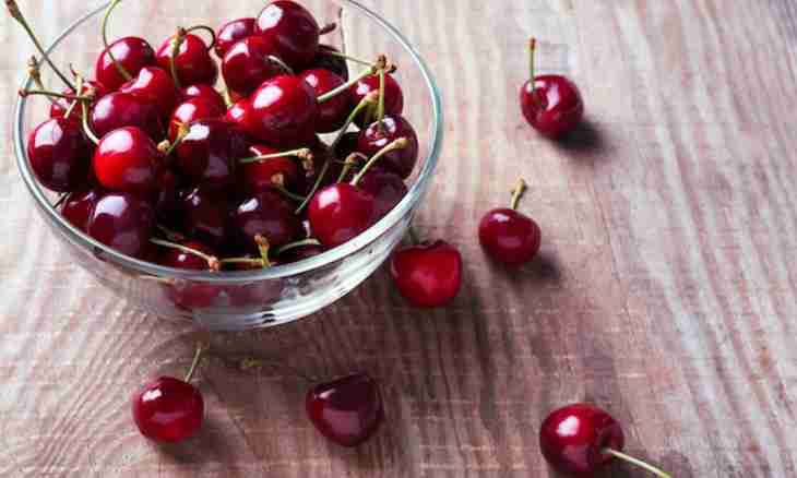 How to make apples and cherries compote