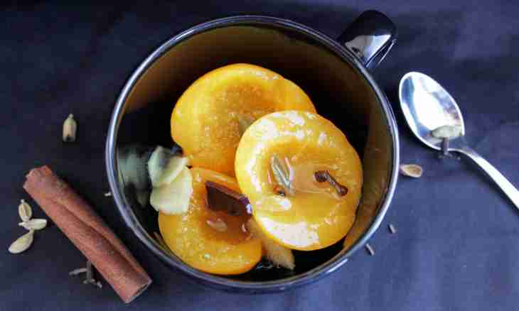 How to make compote of apricots and plums