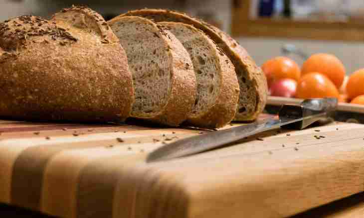 How to bake bread from rye flour