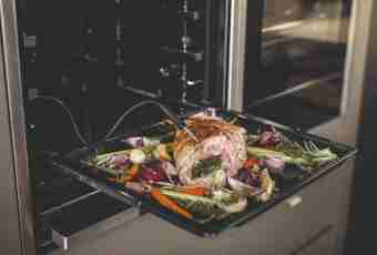 How to choose meat for roasting in an oven and to prepare it