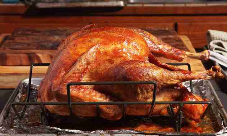 How to bake a turkey entirely