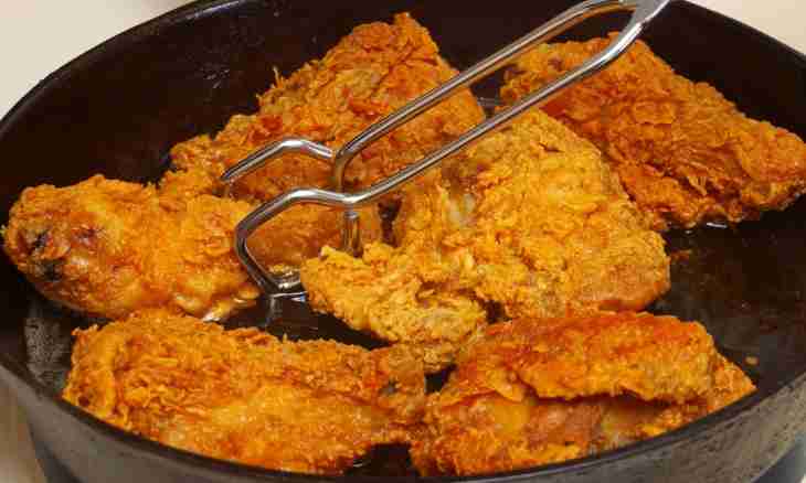 How to fry chicken in a frying pan