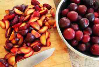 How to make plums jam by segments