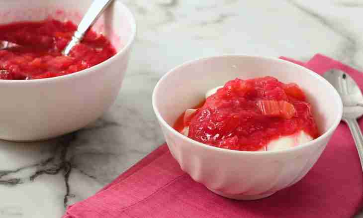 How to make raspberry compote