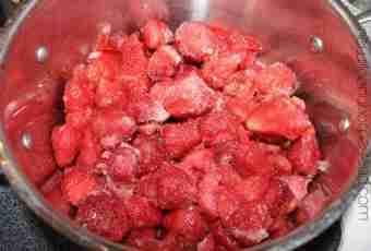 How to cook forest strawberry jam