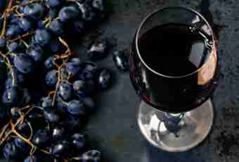 How to make grapes, blackcurrant and apples wine