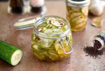 Cucumber pickles 