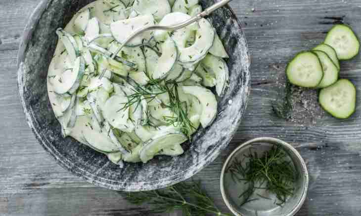 How to make tinned cucumbers salad for the winter