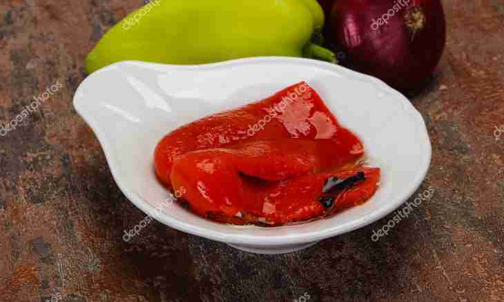 Marinated paprika with apples