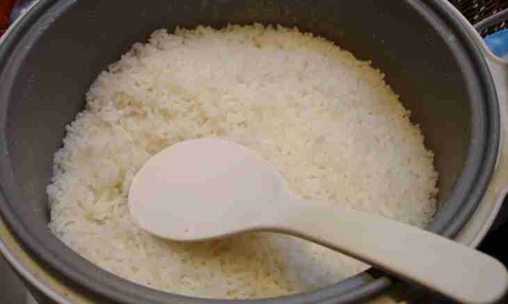 How to cook rice in a pan