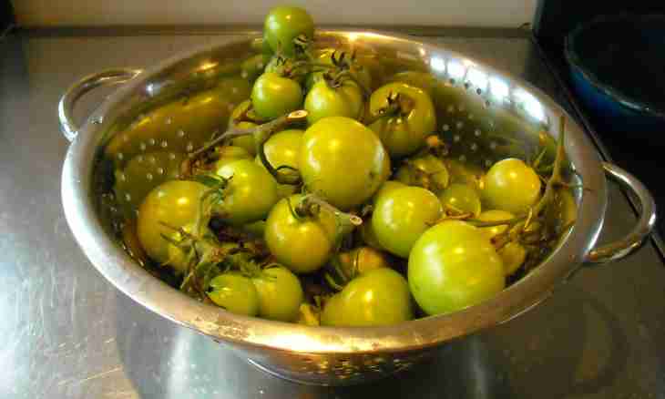 How to pickle tomatoes