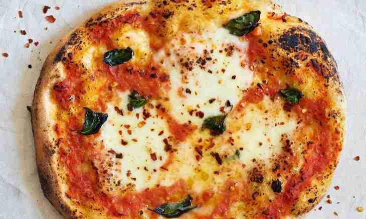 How to make thin crust for pizza