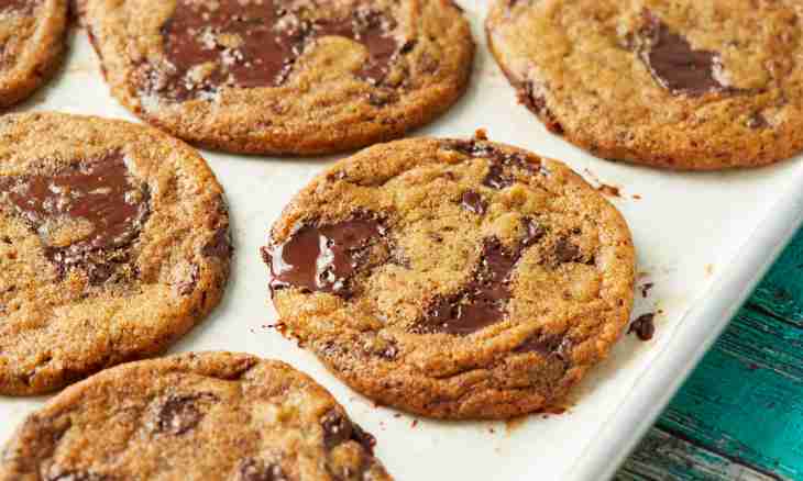 The recipe of crunchy cookies from semolina