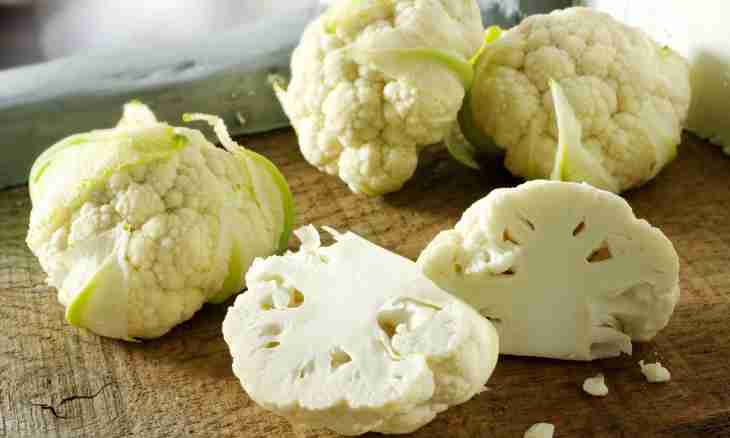 How to salt a cauliflower with ranetka