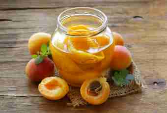 How to make compote of peaches