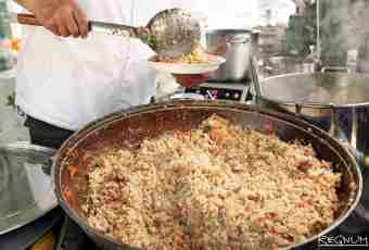 How to cook the Uzbek pilaf on a brazier