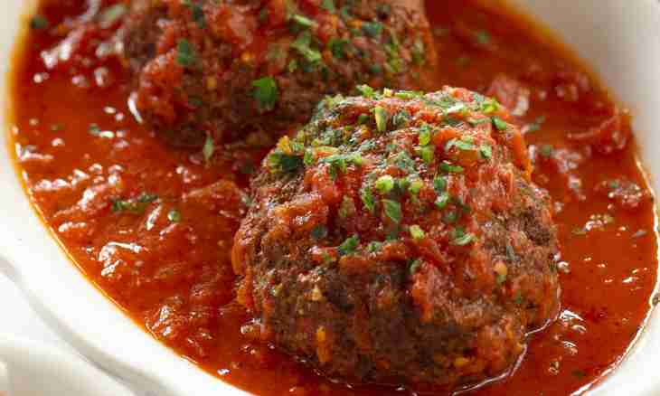 How to make meatballs with sauce