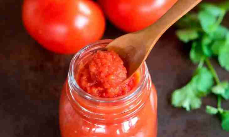 How to make tomato paste sauce