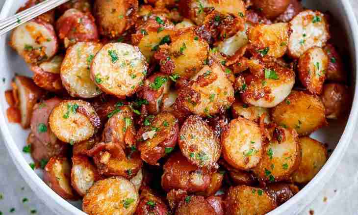 How to make tasty sauces for potatoes