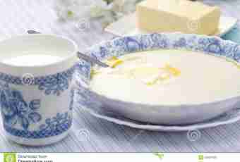 As it is correct to cook semolina porridge on milk without lumps