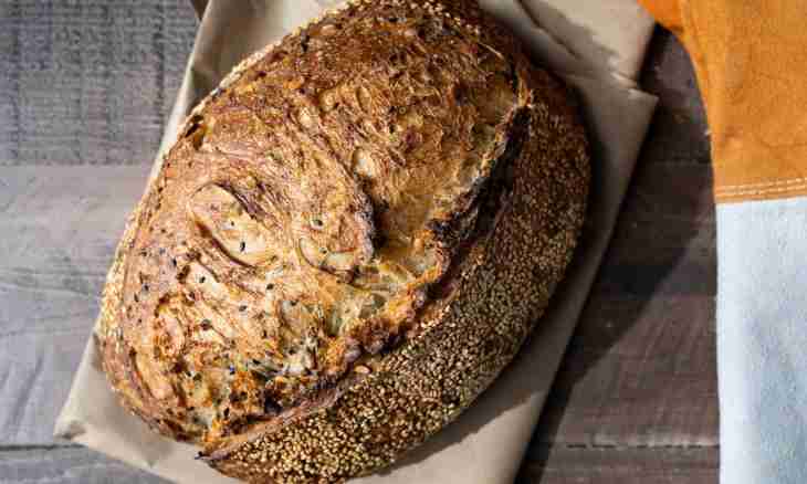 How to bake bread with sunflower seeds