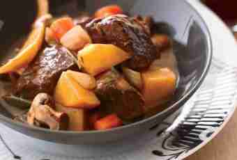 Beef in wine: recipes