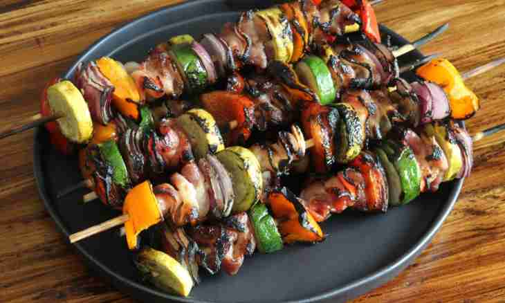 Recipes of marinades for a shish kebab