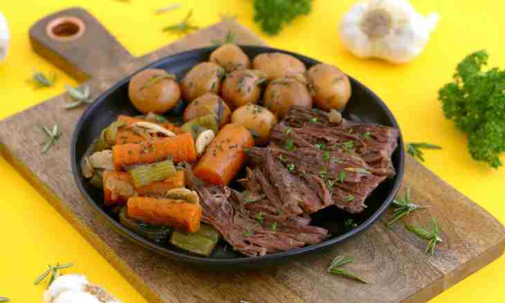 How to make beef with fennel and potatoes
