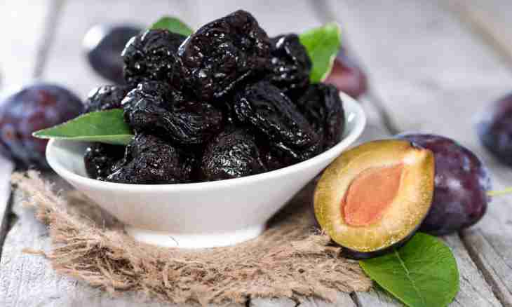 How to make puree with prunes