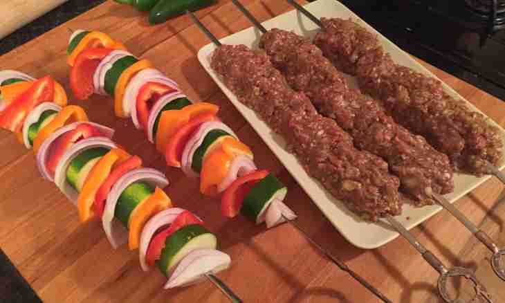 How to pickle meat on shish kebabs