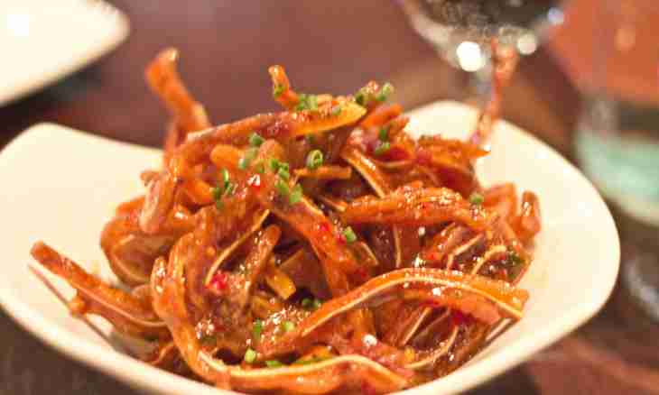 Recipes of salads with pork ears
