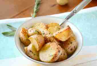 How to make zapyochenny potatoes with a Parmesan cheese?
