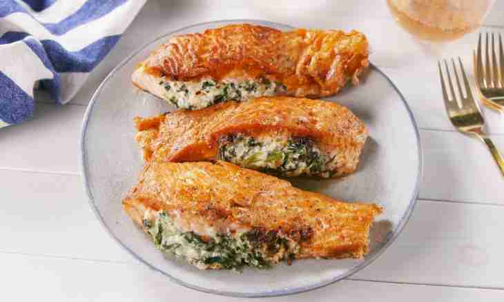 How to make roll with a salmon and spinach